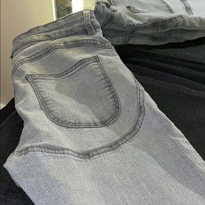 Grey stretch jeans